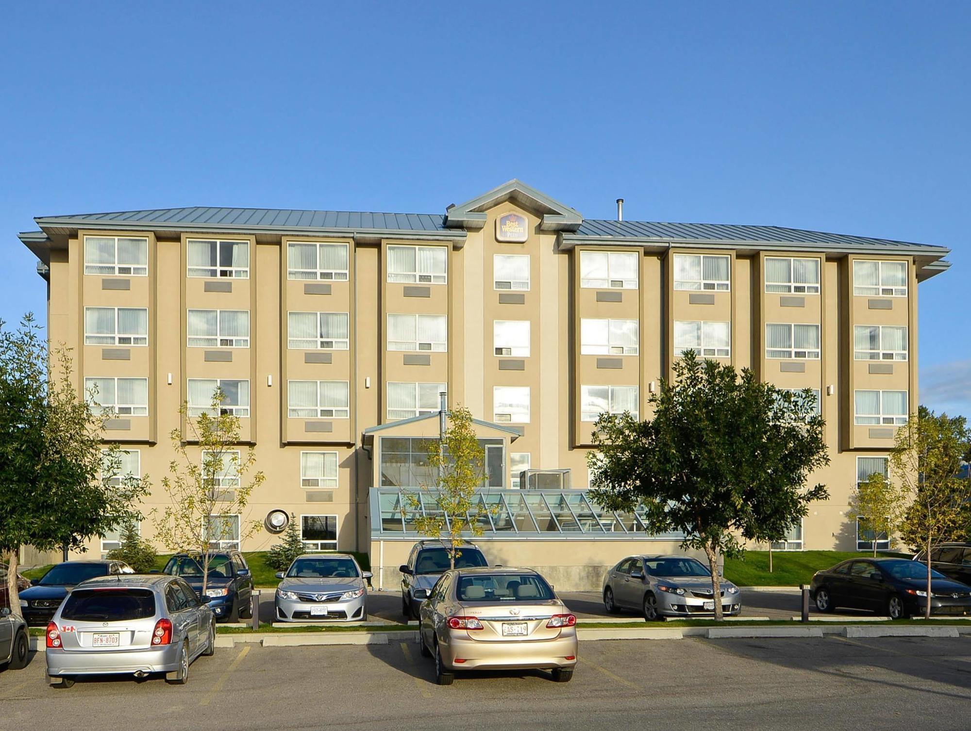 Best Western Plus Calgary Centre Inn Экстерьер фото